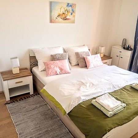 Apartman Petra Сень Екстер'єр фото
