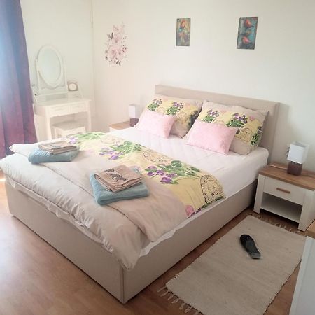 Apartman Petra Сень Екстер'єр фото