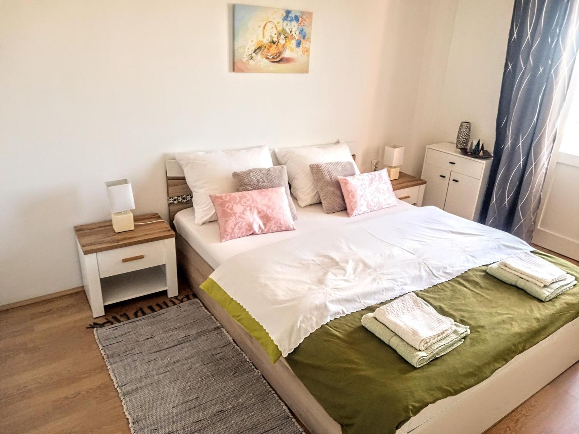 Apartman Petra Сень Екстер'єр фото