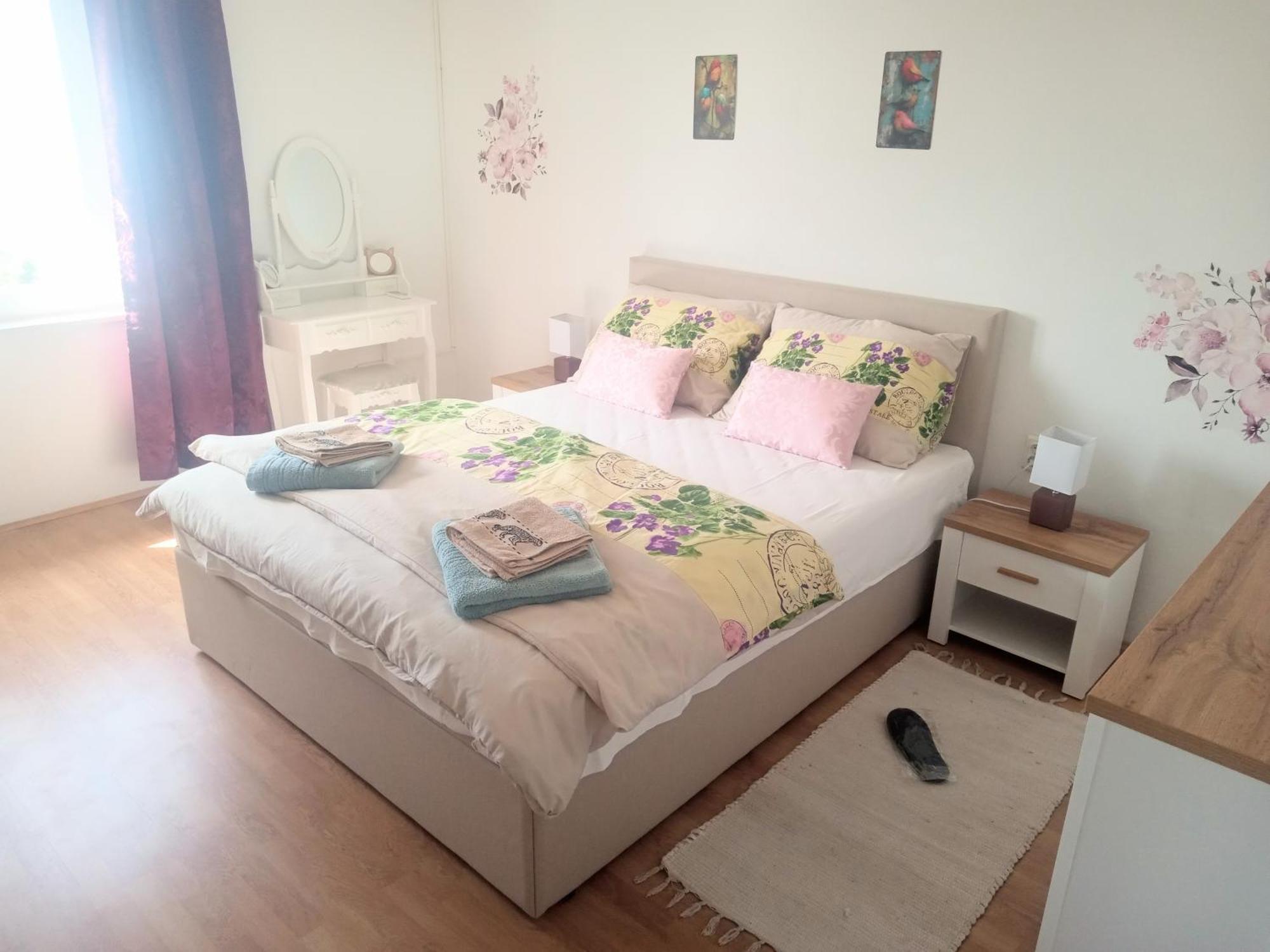 Apartman Petra Сень Екстер'єр фото